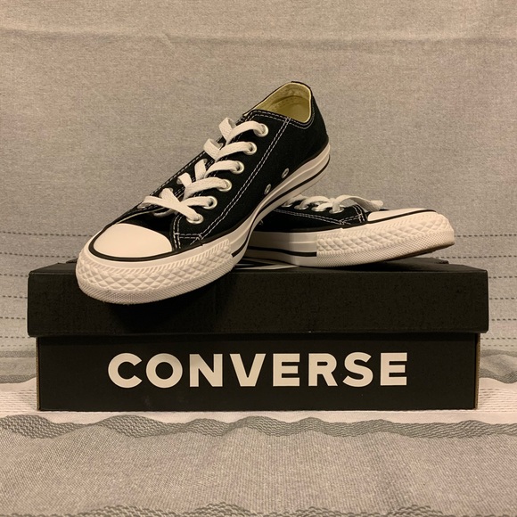 wide feet chuck taylors